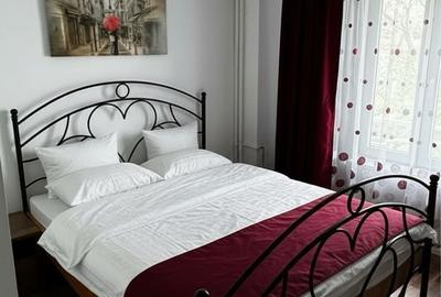 Apartament cu 3 camere decomandat, mobilat în 13 Septembrie - 6