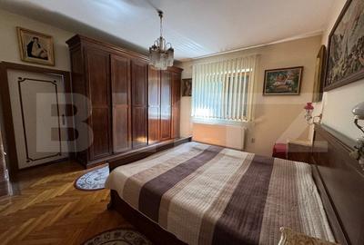 Casă individuală cu 10 camere cu Teren 589 Mp în 1 Mai - 3