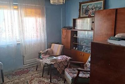 Apartament cu 3 camere decomandat în Carpați 2 - 7