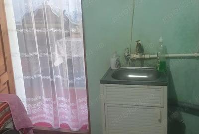 Casă cu 3 camere în Tei - 4