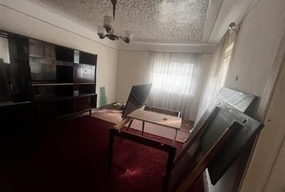 Oportunitate unica  Casa + 2.300 /? teren, deschidere DN1 - 9
