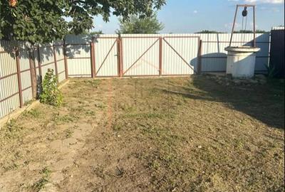 Casă cu 3 camere cu Teren 1723 Mp în Bogza - 4