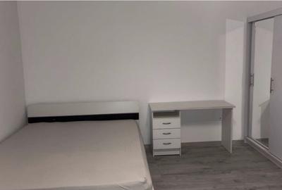 Garsonieră decomandată, mobilată în P-ța Muncii - 1