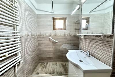 Apartament cu 3 camere semidecomandat, mobilat în Lipovei - 12