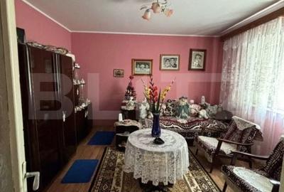 Casă cu 3 camere cu Teren 400 Mp în Central - 1
