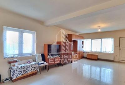 Casă cu 12 camere cu Teren 200 Mp în Mehala