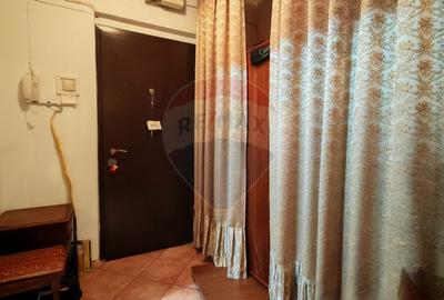 Apartament cu 2 camere de vanzare I Metrou 1 Decembrie 1918 - 8