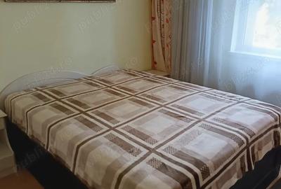 Inchiriez apartament 3camere+parcare, zona Horea