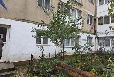 Apartament de vanzare - 4