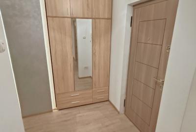 Centrul Civic - apartament 2 camere decomandat - etajul 1 - 10