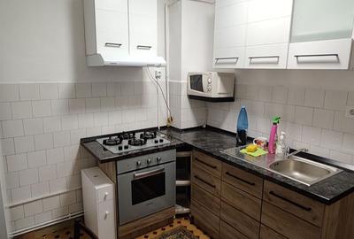 Apartament cu 3 camere decomandat în Zimbru - 7