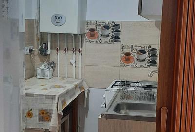 Garsonieră decomandată în Central - 5