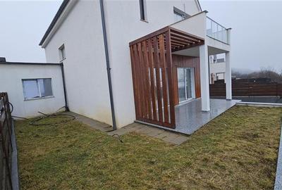 Duplex cu 6 camere cu Canalizare în Feleacu - 15