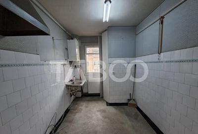 Apartament cu 2 camere semidecomandat în Mihai Viteazul