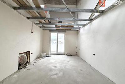 Apartament cu 4 camere decomandat în Dumbrăvița - 4