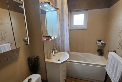 Apartament cu 5 camere în Nord - 13