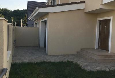 Casă cu 5 camere cu Teren 544 Mp în Dumbrăvița - 1