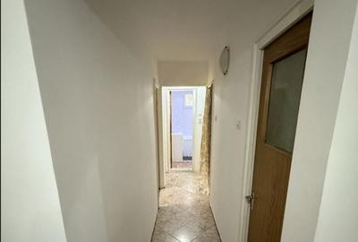 Basarabia - Chisinau  vanzare ap. 3 camere dec - 5