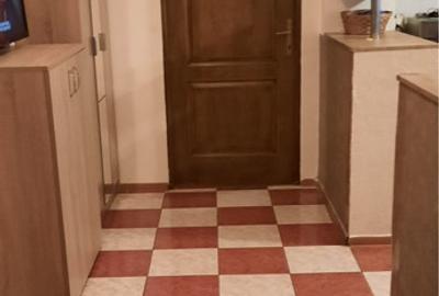 Vand apartament cu 3 camere Strada Amaradia - 3