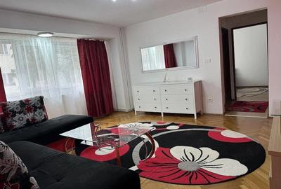 Apartament cu 3 camere semidecomandat în Girocului - 1