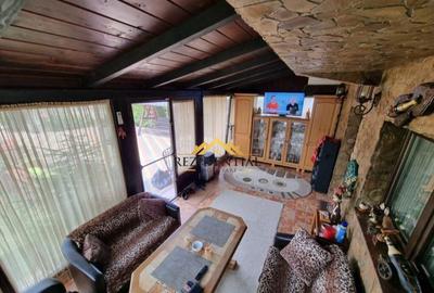 VILA CU ETAJ SI MANSARDA - 8