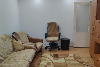 Apartament 2 camere, etaj 3/4, zona Republicii Ploiesti - 3