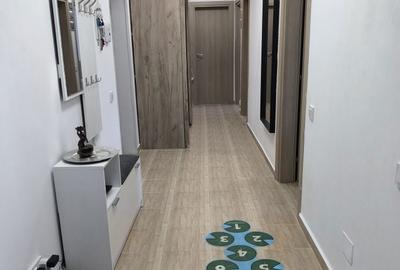 Apartament cu 3 camere decomandat în Central - 2