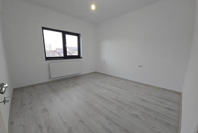 Casă cu 4 camere cu Teren 220 Mp în Berceni - 8