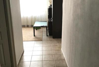 Apartament cu 3 camere decomandat, mobilat în Central - 2