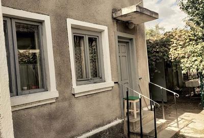 Casă cu 3 camere în Central - 1