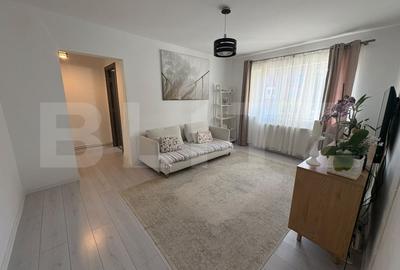 Apartament cu 3 camere semidecomandat, mobilat în Gojdu