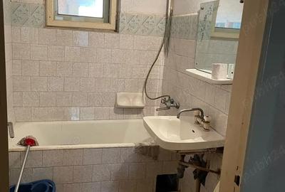 Casă cu 6 camere în Central