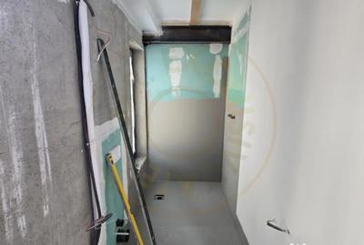 Casă cu 5 camere cu Canalizare în Splaiul Unirii - 2