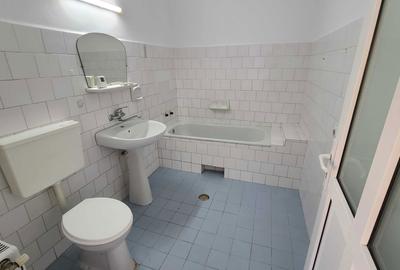 Spațiu comercial, de 55 mp, în Bălcescu - 1
