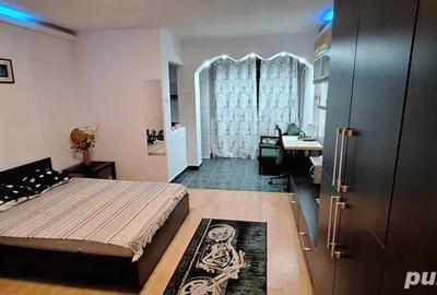 Garsonieră în Titan - 1