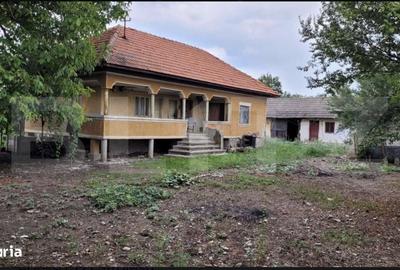Casă cu 3 camere în Scoarța - 2