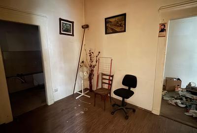 Apartament cu 2 camere semidecomandat în P-ța Unirii