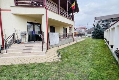 Casă individuală cu 6 camere cu Canalizare în Tractorul - 28