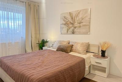 Apartament cu 2 camere decomandat, mobilat în Tractorul