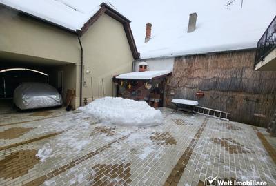 CASA REZIDENTIALA DE LUX + 5 SPATII COMERCIALE CU CHIRIASI - 14