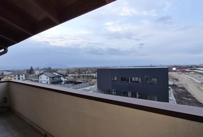 Apartament cu 2 camere decomandat în Sânpetru - 2