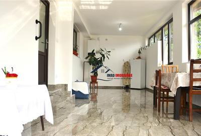 Casa de in Vacaresti, 7 km de Targoviste - spatiu generos, - 1