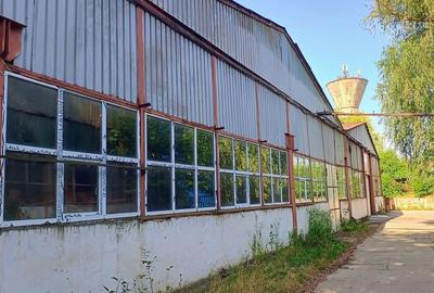 Spațiu comercial, de 1,880 mp, în Industrială - 3