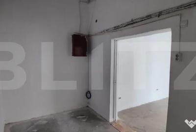 Spațiu comercial, de 70 mp, în Micro 3 - 6