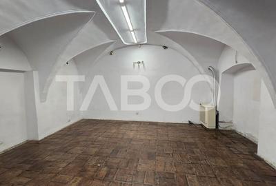 Spatiu comercial in apropiere de Podul Minciunilor de vanzare - 4