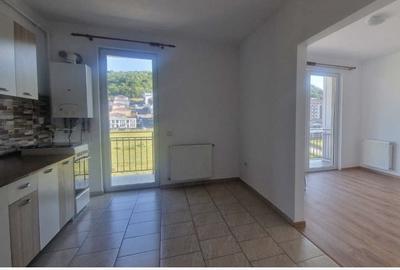 Apartament 50 mp, parcare ,doua balcoane , strada Porii Apartament 50 mp, parcare ,doua balcoane , strada Porii - 2