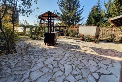 Vila generoasa in zona foarte linistita Vila generoasa in zona foarte linistita - 2