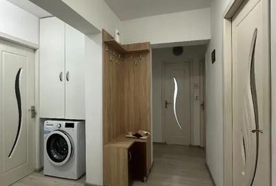 Apartament cu 3 camere decomandat în B-dul București - 2
