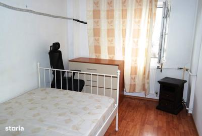 Apartament cu 3 camere semidecomandat, mobilat în Berceni - 1