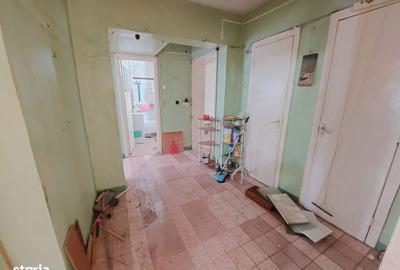 Apartament cu 4 camere decomandat în Aleea Trandafirilor - 1